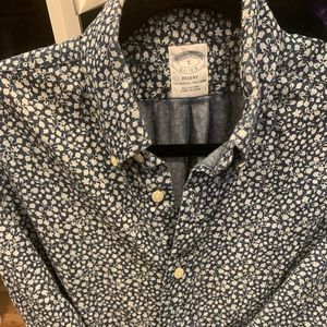 Brooks Brothers Long Sleeve Button Down